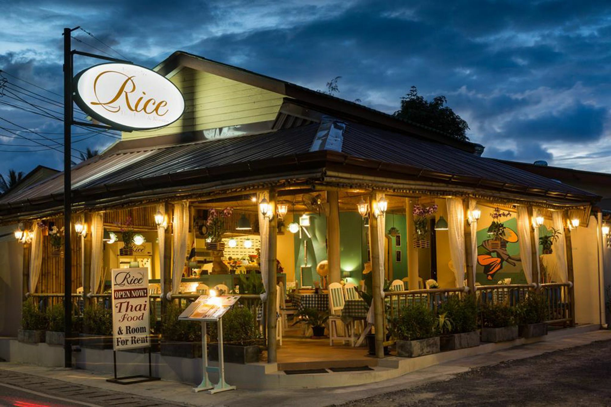 Rice Rooms And Restaurant Kata Beach  Esterno foto